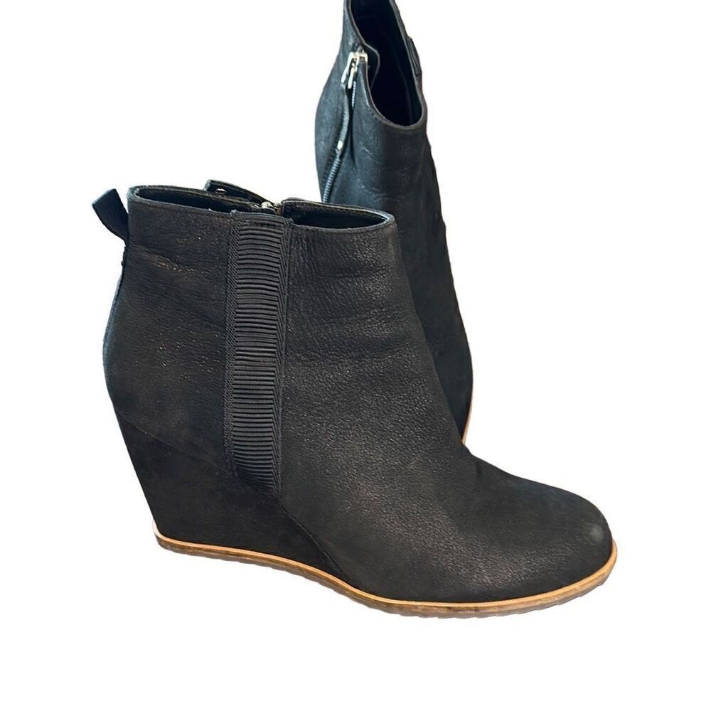 Linea Paolo Black Leather Wedge Ankle Chelsea Bootie 8
